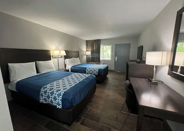 Motels Econo Lodge University